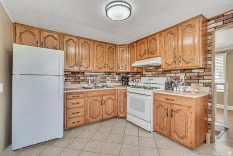 42 S 450 E Clearfield UT 84015