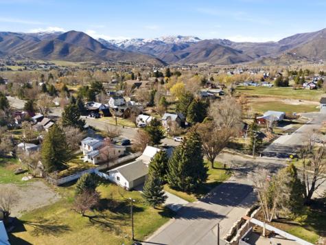 85 N 100 E Midway UT 84049