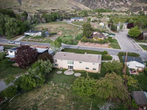 24 S 1400 E Pleasant Grove UT 84062