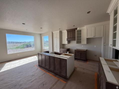2213 W 3025 S West Haven UT 84401
