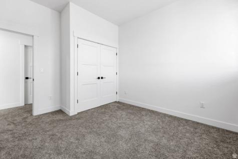 469 N 1360 E Tooele UT 84074