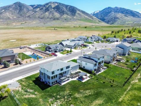 469 N 1360 E Tooele UT 84074