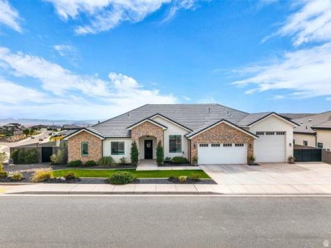 1398 E Dellcorero Drive St. George UT 84770