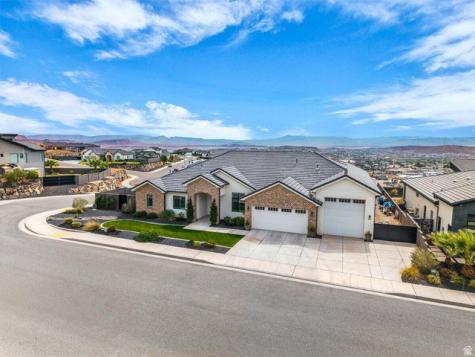 1398 E Dellcorero Drive St. George UT 84770