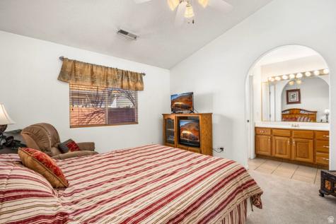 646 N 2450 E St. George UT 84790