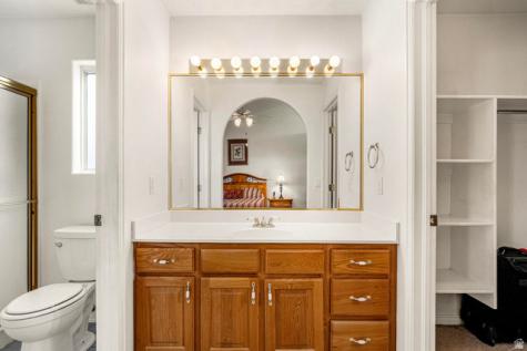 646 N 2450 E St. George UT 84790