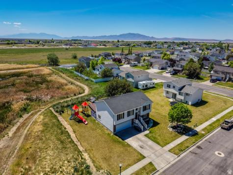 2603 W 2225 S Syracuse UT 84075