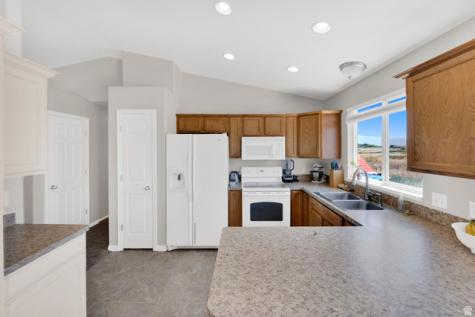 2603 W 2225 S Syracuse UT 84075