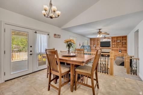 1695 E Ensign Place Cottonwood Heights UT 84121