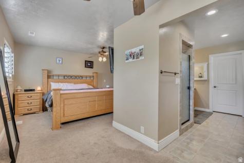 1695 E Ensign Place Cottonwood Heights UT 84121