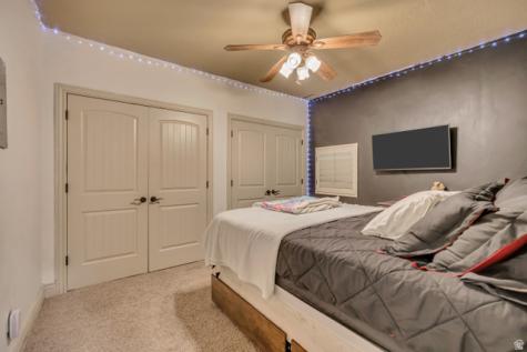 1695 E Ensign Place Cottonwood Heights UT 84121