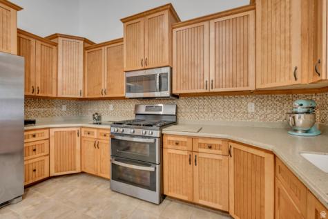 1695 E Ensign Place Cottonwood Heights UT 84121
