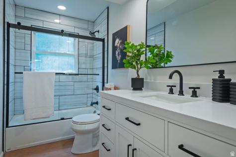 2580 E 2100 S Salt Lake City UT 84109