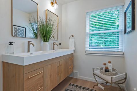 2580 E 2100 S Salt Lake City UT 84109
