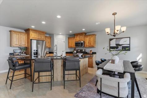 343 E 6725 S South Weber UT 84405