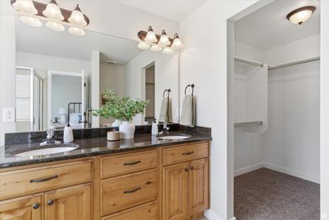 343 E 6725 S South Weber UT 84405