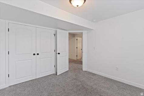 343 E 6725 S South Weber UT 84405