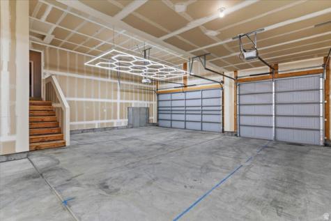 343 E 6725 S South Weber UT 84405