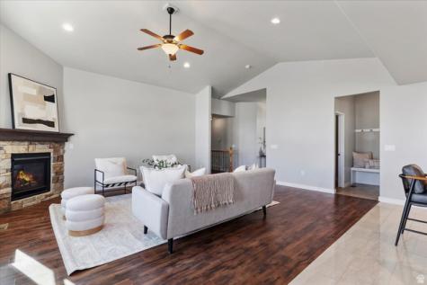 343 E 6725 S South Weber UT 84405