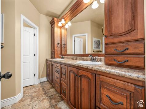 2774 N 370 E Provo UT 84604
