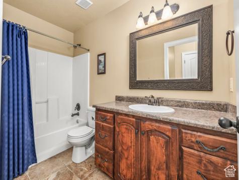 2774 N 370 E Provo UT 84604