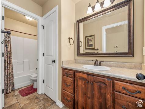 2774 N 370 E Provo UT 84604
