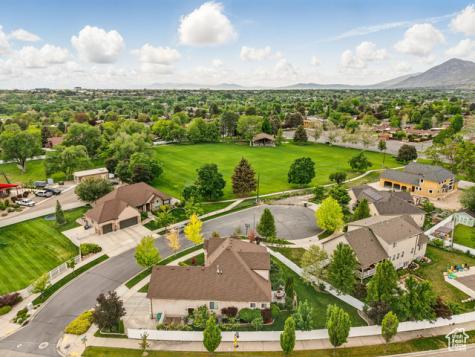 2774 N 370 E Provo UT 84604