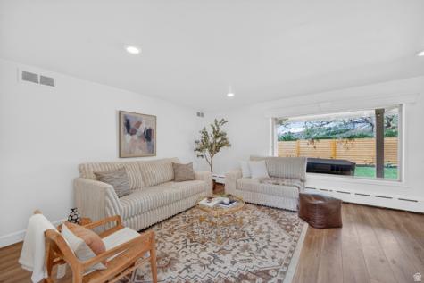 2463 E Blaine Avenue Salt Lake City UT 84108