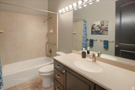 1653 E Crescent View Circle Sandy UT 84092