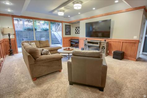 1653 E Crescent View Circle Sandy UT 84092
