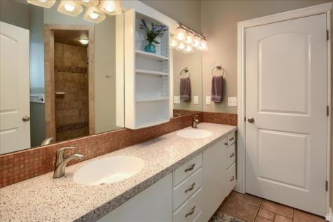 1653 E Crescent View Circle Sandy UT 84092