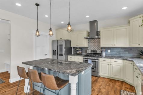 1264 E 1150 S Springville UT 84663