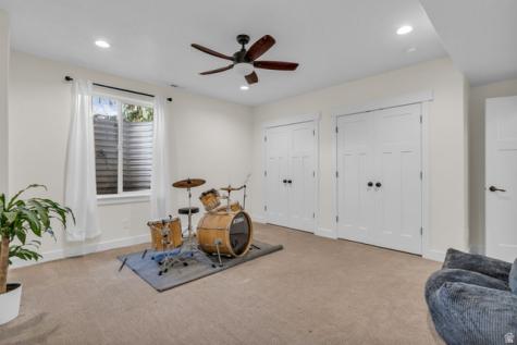 1264 E 1150 S Springville UT 84663