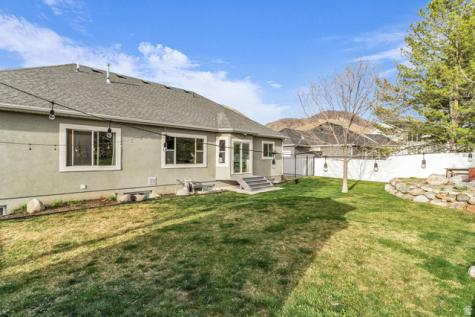 1264 E 1150 S Springville UT 84663