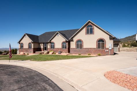 1049 E Fenwick Way Cedar City UT 84721