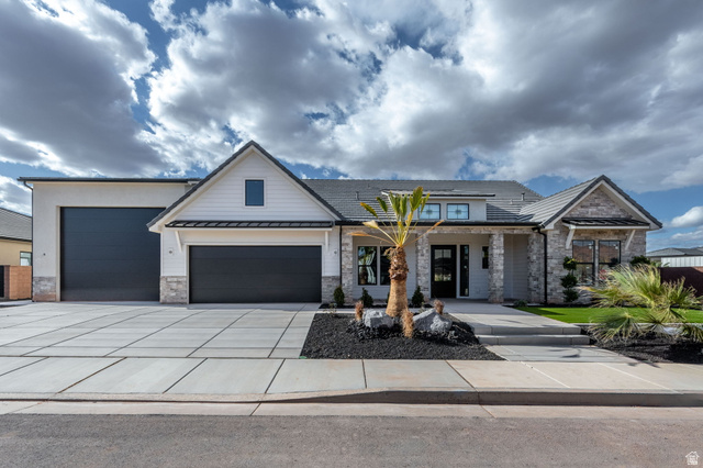 4936 S Lakefront Place Washington UT 84780