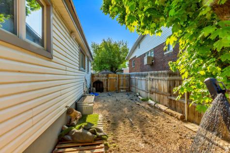 196 N 100 W Tooele UT 84074