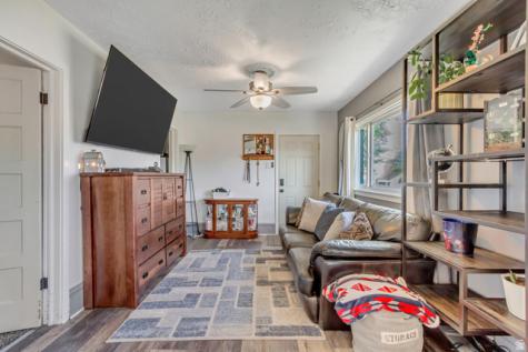 196 N 100 W Tooele UT 84074