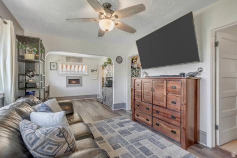 196 N 100 W Tooele UT 84074