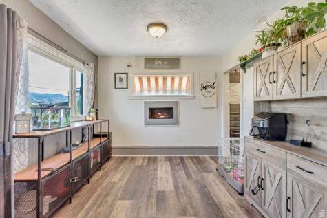 196 N 100 W Tooele UT 84074