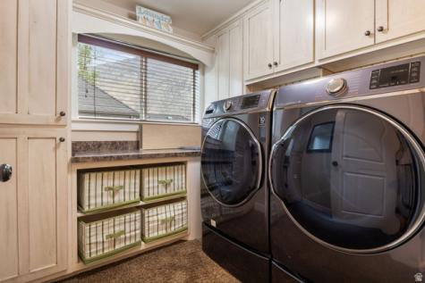 663 N 100 E Springville UT 84663