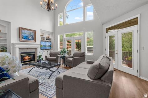 2016 E Graystone Lane S Draper UT 84020
