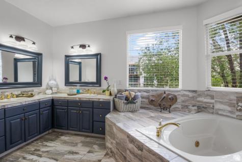 2016 E Graystone Lane S Draper UT 84020