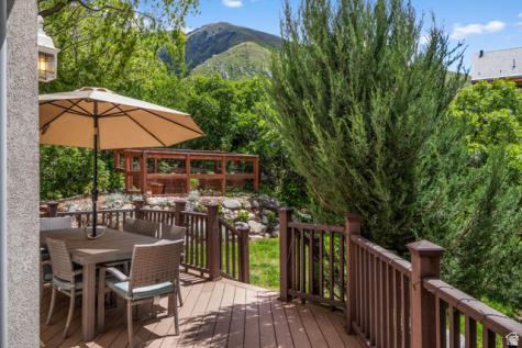 2016 E Graystone Lane S Draper UT 84020