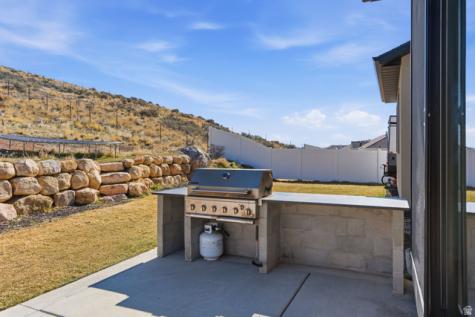 2313 E Patriot Drive Eagle Mountain UT 84005
