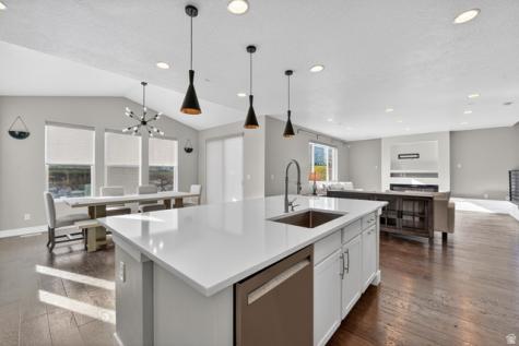 1907 S Centennial Boulevard Saratoga Springs UT 84045
