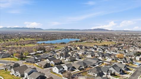 2113 E 1200 N Layton UT 84040