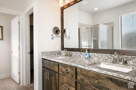 438 N Puerta Drive E Washington UT 84780