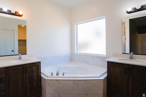 1911 E Yant Flat Drive St. George UT 84790