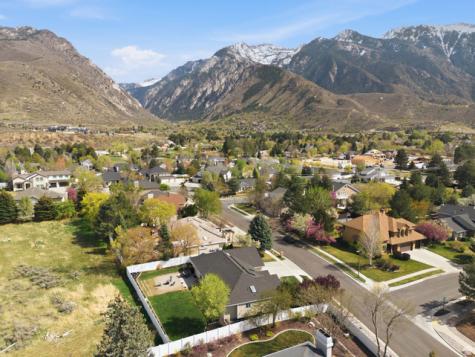 3061 E Ksel Drive S Sandy UT 84092